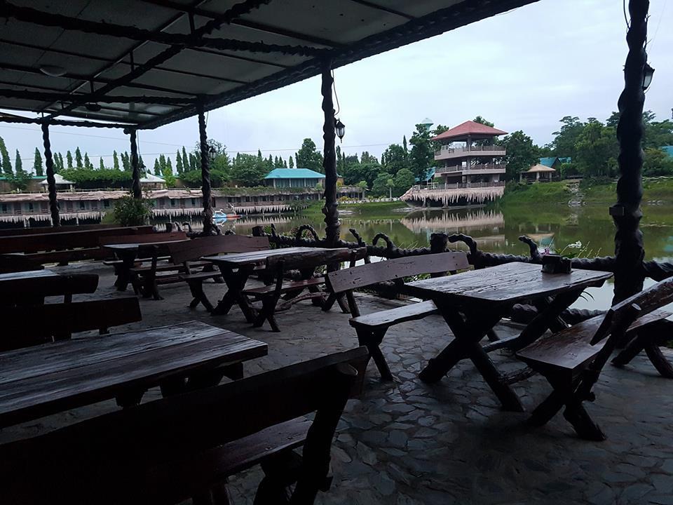 Chart Trip Resort Nakhonratchasima Exteriör bild