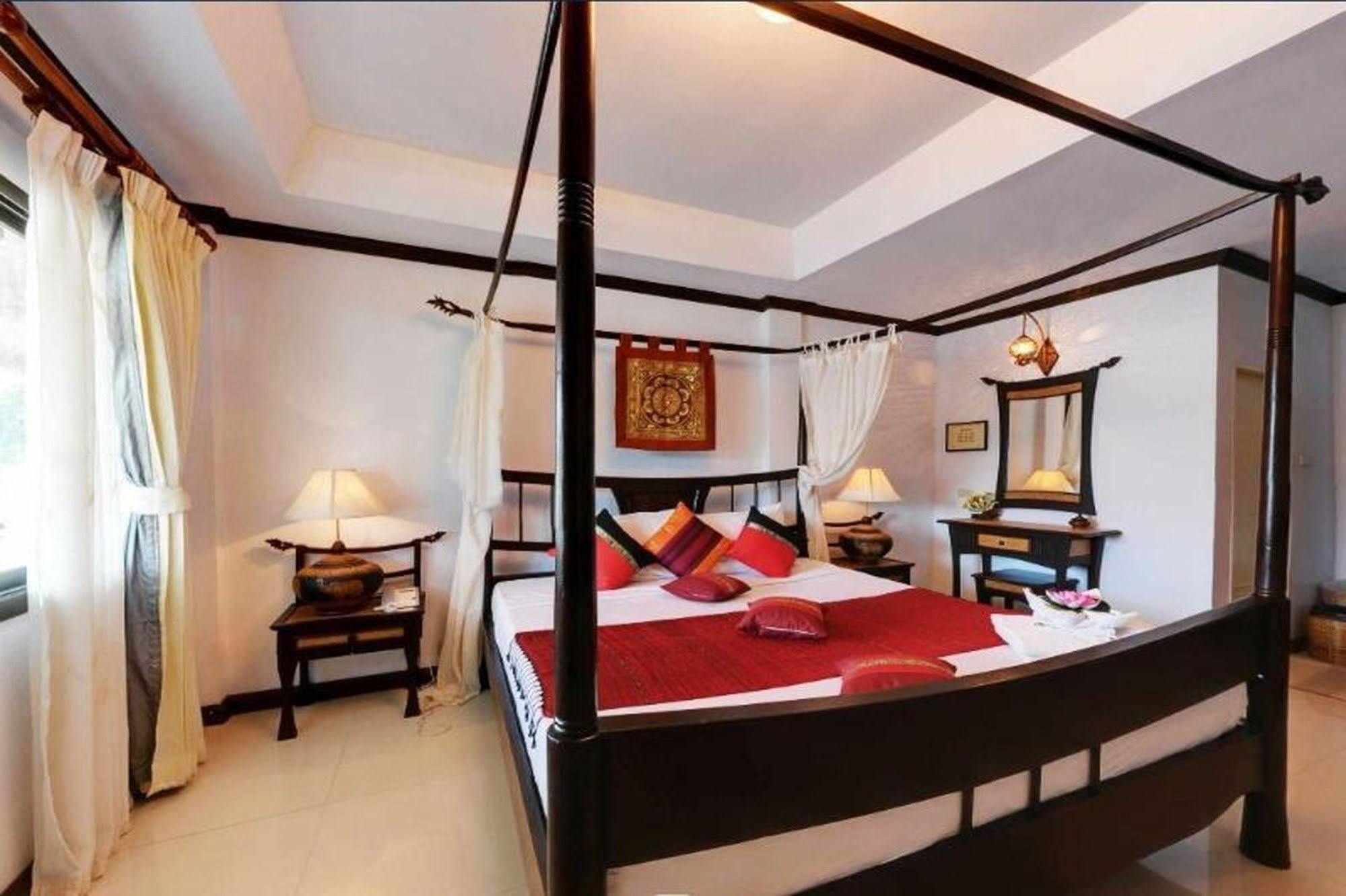 Chart Trip Resort Nakhonratchasima Exteriör bild
