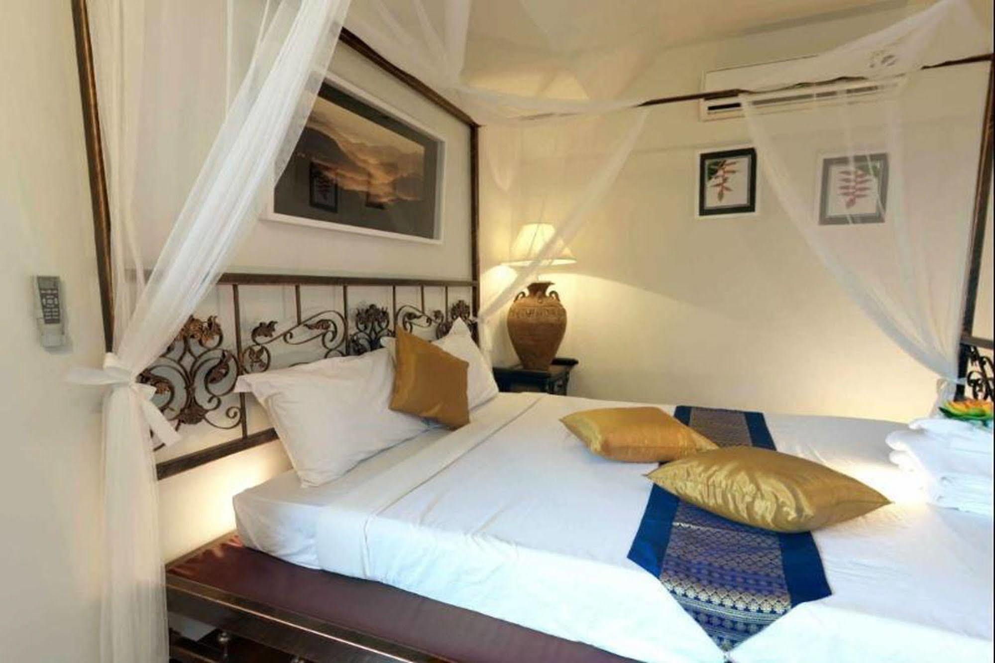 Chart Trip Resort Nakhonratchasima Exteriör bild
