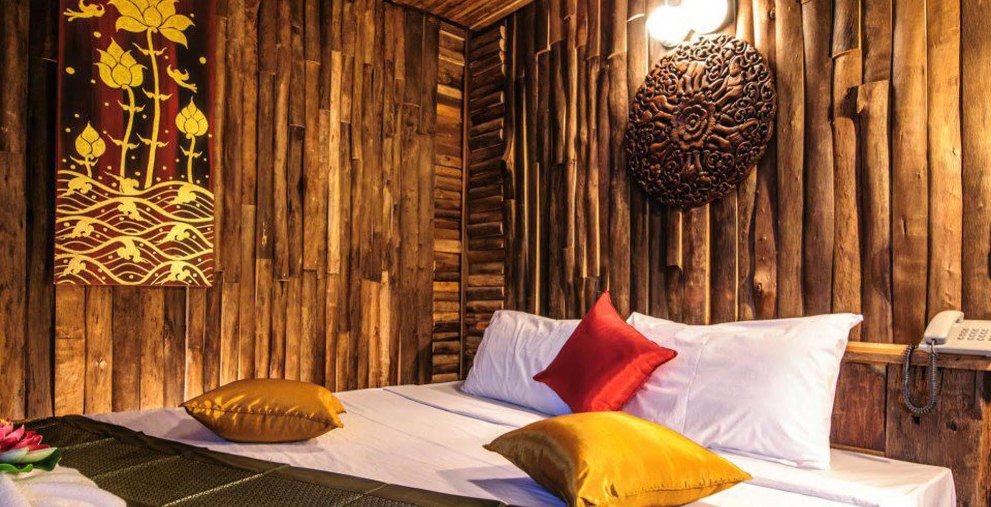 Chart Trip Resort Nakhonratchasima Exteriör bild